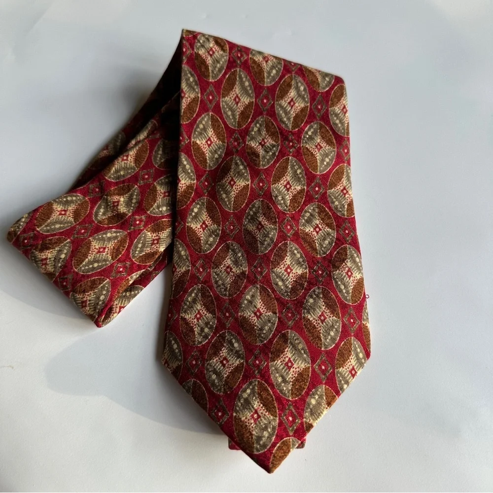 Burberry Red and Gold Geometric Men's Silk Tie